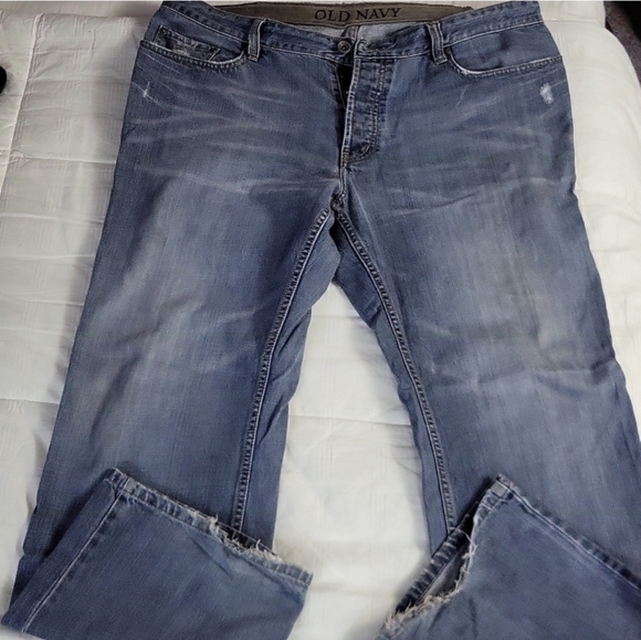 Old Navy Boot Cut low Rse jeans - Picture 2 of 8